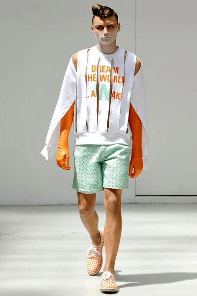 Look 20